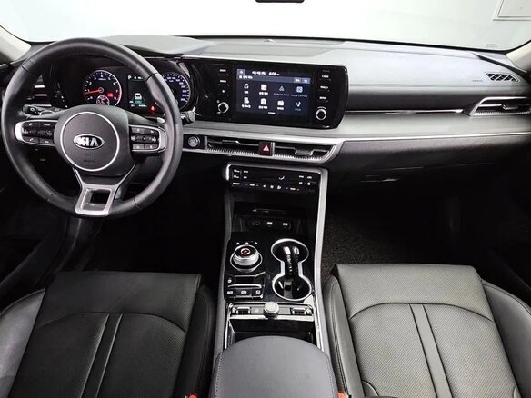 2021 Kia K5 III, чёрный, 2100000 рублей - вид 6