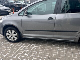 2008 Volkswagen Golf Plus I, серый, 1300000 рублей, вид 2