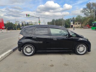 2010 Honda Fit II, чёрный, 819000 рублей, вид 2