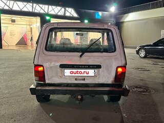 2000 Lada (ВАЗ) 2121 (4x4) I Рестайлинг, белый, 110000 рублей, вид 3