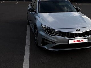 2020 Kia Optima IV Рестайлинг, белый, 1699999 рублей, вид 3