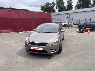 2012 Kia Ceed I Рестайлинг, бежевый, 650000 рублей, вид 1