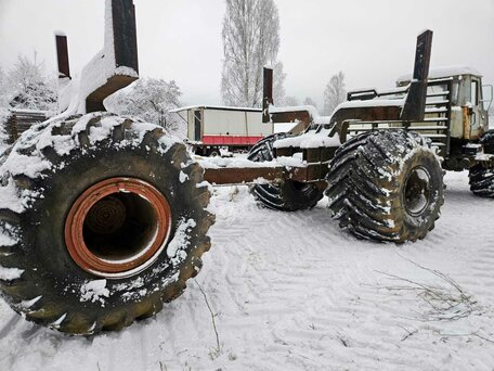 1997 ХТЗ Т-150К, красный, 3600000 рублей, вид 4