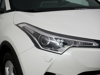 2018 Toyota C-HR I, белый, 1895000 рублей, вид 5