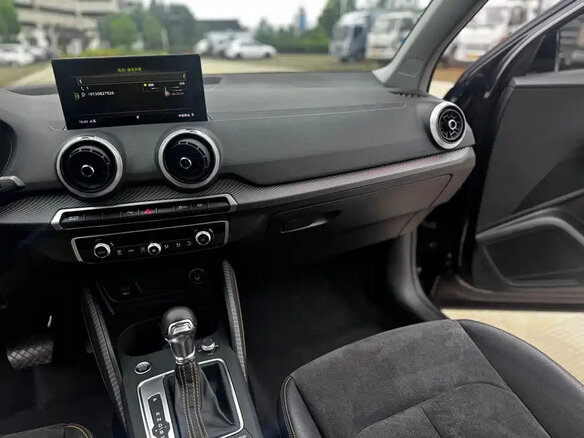 2022 Audi Q2 L e-tron I Рестайлинг, чёрный, 1692008 рублей - вид 13