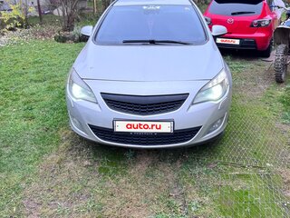 2011 Opel Astra J, серебристый, 550000 рублей, вид 3