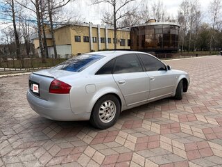 1998 Audi A6 II (C5), серебристый, 320000 рублей, вид 4