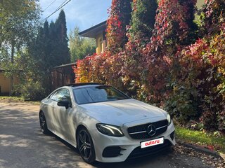 2017 Mercedes-Benz E-Класс 200 V (W213, S213, C238), белый, 3100000 рублей, вид 1