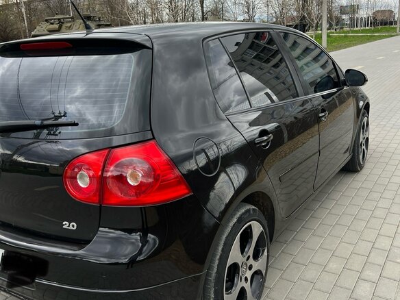 2005 Volkswagen Golf V, чёрный, 650000 рублей - вид 6