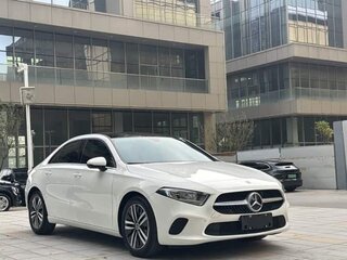 2022 Mercedes-Benz A-Класс 180 Long IV (W177), белый, 1920000 рублей, вид 3