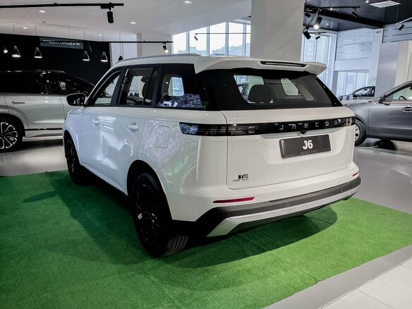 2026 Jaecoo J6, белый, 2330000 рублей - вид 6