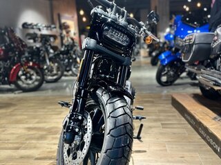2023 Harley-Davidson Fat Bob, чёрный, 3300000 рублей, вид 4