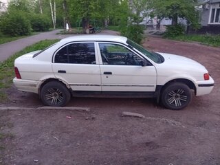 1995 Toyota Corsa 4-speed V (L50), белый, 130000 рублей, вид 4