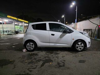 2012 Chevrolet Spark III, белый, 400000 рублей, вид 2