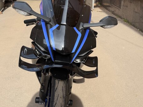 2021 Yamaha YZF-R1, чёрный, 1900000 рублей, вид 4