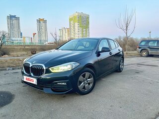 2019 BMW 1 серии 116d III (F40), чёрный, 1520000 рублей, вид 2