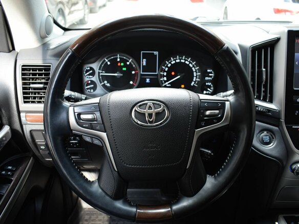 2017 Toyota Land Cruiser 200 Series Рестайлинг 2, синий, 5750000 рублей - вид 10