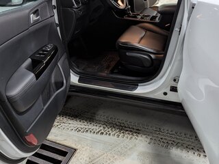 2021 Kia Sportage IV Рестайлинг, белый, 2950000 рублей, вид 3