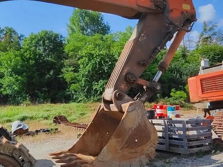 2010 Hitachi Гусеничные, оранжевый, 8000000 рублей, вид 2