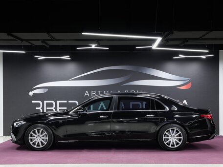 2021 Mercedes-Benz Maybach S-Класс 680 II (Z223), чёрный, 117000000 рублей, вид 2