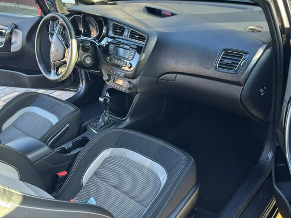 2014 Kia Ceed II, чёрный, 1270000 рублей - вид 11