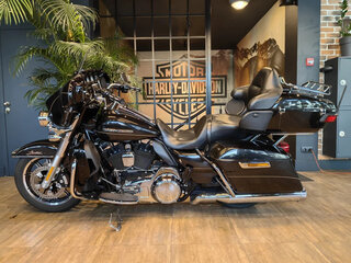 2016 Harley-Davidson Ultra Limited, чёрный, 1850000 рублей, вид 3