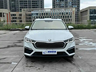 2022 Skoda Octavia IV (A8), белый, 1850004 рублей, вид 2