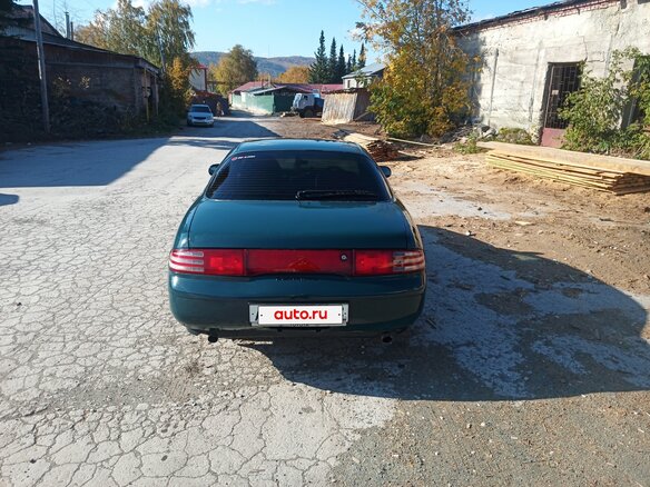 1992 Toyota Sprinter Marino, зелёный - вид 3