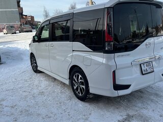2017 Honda Stepwgn Spada V, белый, 2000000 рублей, вид 5