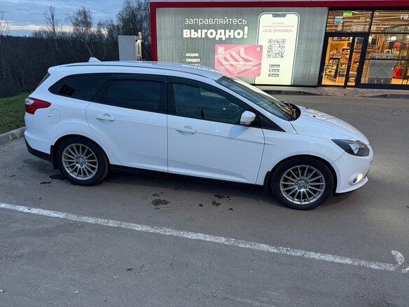 2013 Ford Focus III, белый, 530000 рублей - вид 3