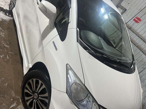 2014 Honda Freed I Рестайлинг 2, белый, 1300000 рублей - вид 4