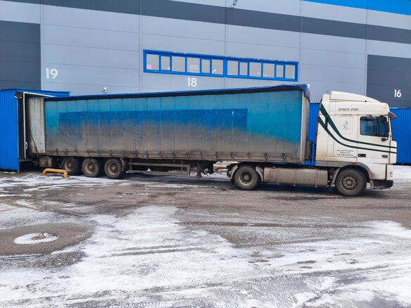 2000 DAF 95XF, белый, 2000000 рублей - вид 6