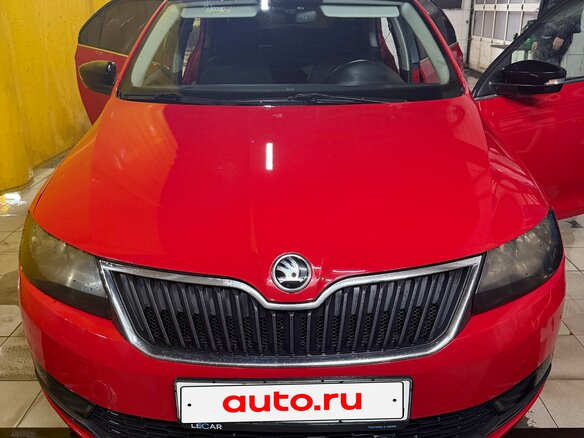 2018 Skoda Rapid I Рестайлинг, красный, 1000000 рублей