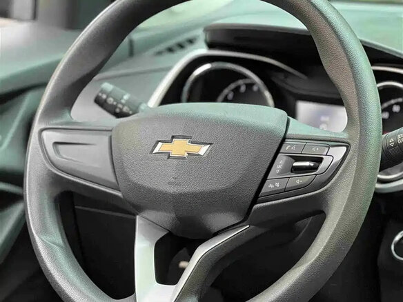 2019 Chevrolet Tracker IV, чёрный, 800100 рублей - вид 13