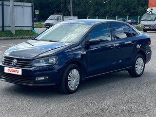 2017 Volkswagen Polo V Рестайлинг, синий, 850000 рублей, вид 2