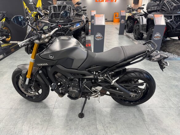 2015 Yamaha MT-09 (FZ-09), серый, 810000 рублей - вид 1
