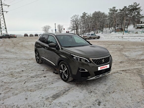 2020 Peugeot 3008 II, коричневый, 2450000 рублей - вид 6