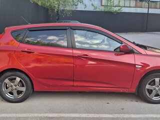 2012 Hyundai Solaris I, красный, 580000 рублей, вид 2