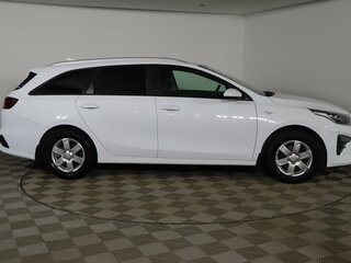2019 Kia Ceed III, белый, 1709990 рублей, вид 4