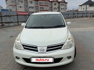 2011 Nissan Tiida I, белый, 650000 рублей, вид 3