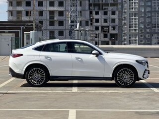 2026 Mercedes-Benz GLC Coupe 300 II (C254), белый, 8720000 рублей, вид 4