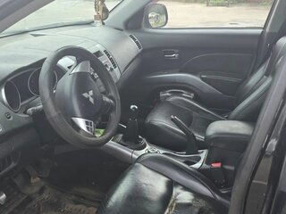 2007 Mitsubishi Outlander II, чёрный, 430000 рублей, вид 2