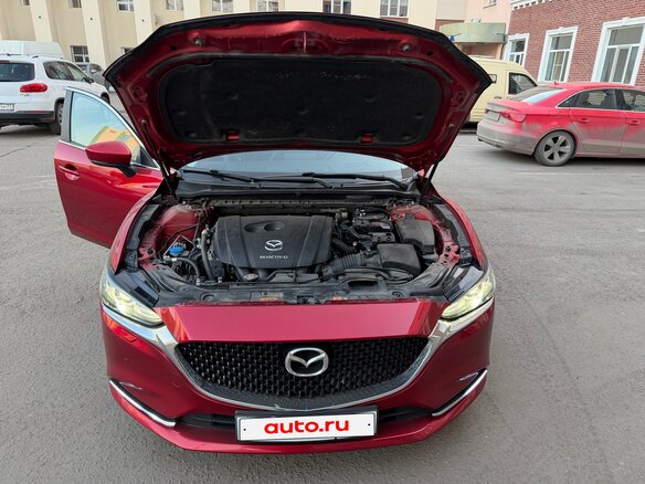 2019 Mazda 6 III (GJ) Рестайлинг 2, красный, 2515000 рублей - вид 3