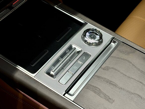 2026 Zeekr 9X 55 kWh (до 3.5 т), чёрный - вид 9