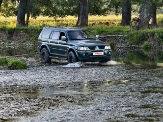 2006 Mitsubishi Pajero Sport I Рестайлинг, зелёный, 1500000 рублей, вид 2