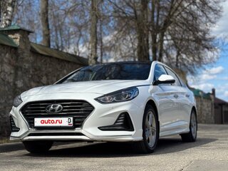 2019 Hyundai Sonata VII (LF) Рестайлинг, белый, 1690000 рублей, вид 1