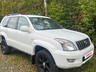 2008 Toyota Land Cruiser Prado 4-speed 120 Series Рестайлинг, белый, 1650000 рублей, вид 1