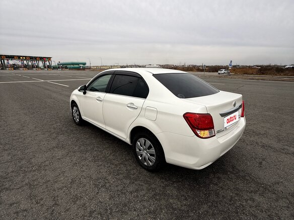 2013 Toyota Corolla Axio XI (E160, E170, E180), белый, 990000 рублей - вид 7