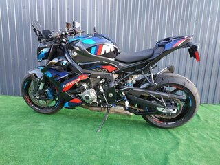 2022 BMW M 1000 R, чёрный, 2614889 рублей, вид 2