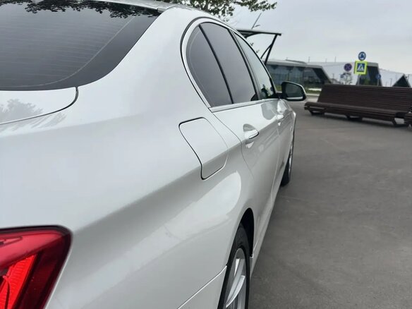 2013 BMW 5 серии 528i xDrive VI (F10/F11/F07) Рестайлинг, белый, 1790000 рублей - вид 7